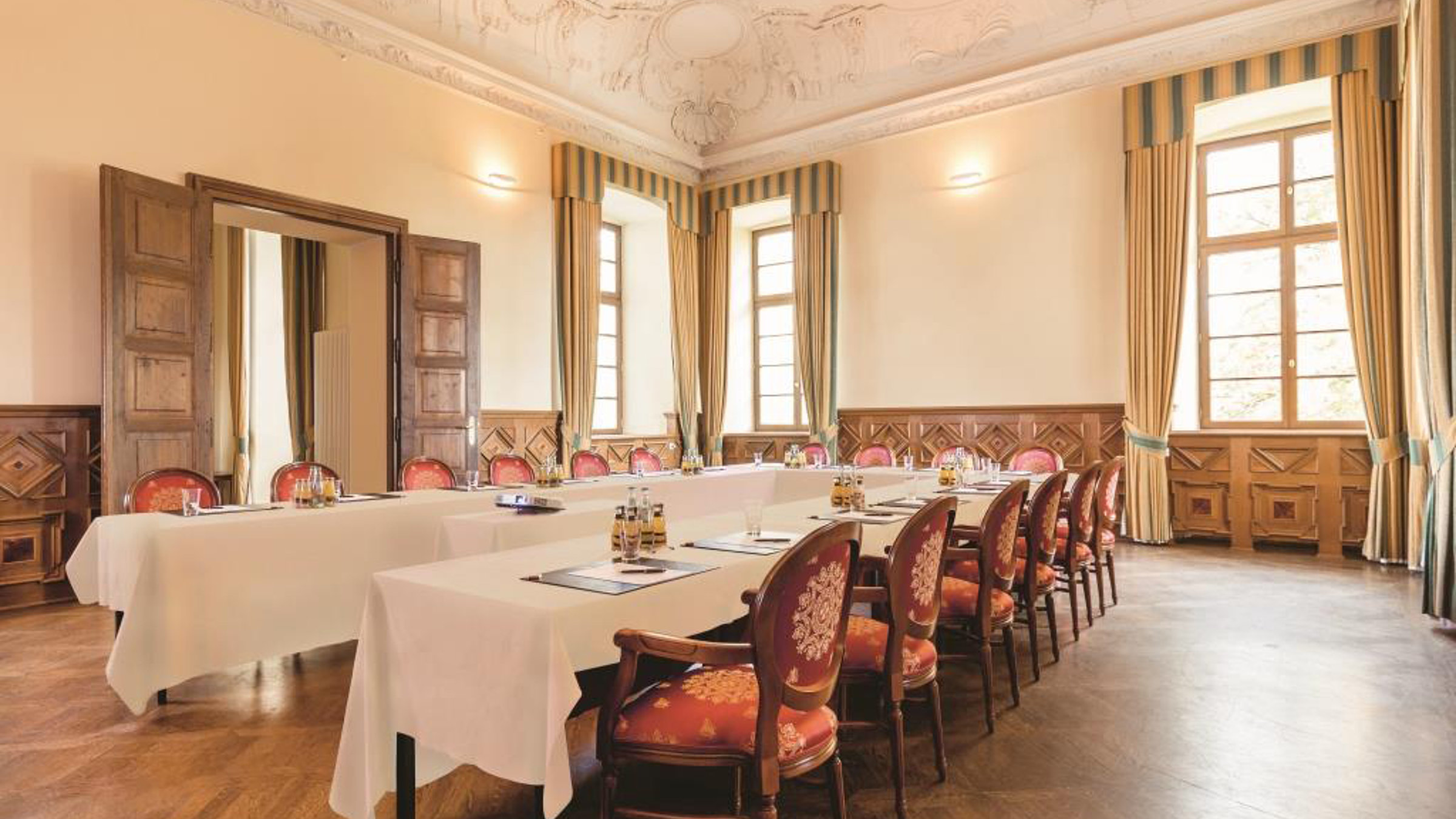 Althoff Grandhotel Schloss Bensberg Salon Alberti